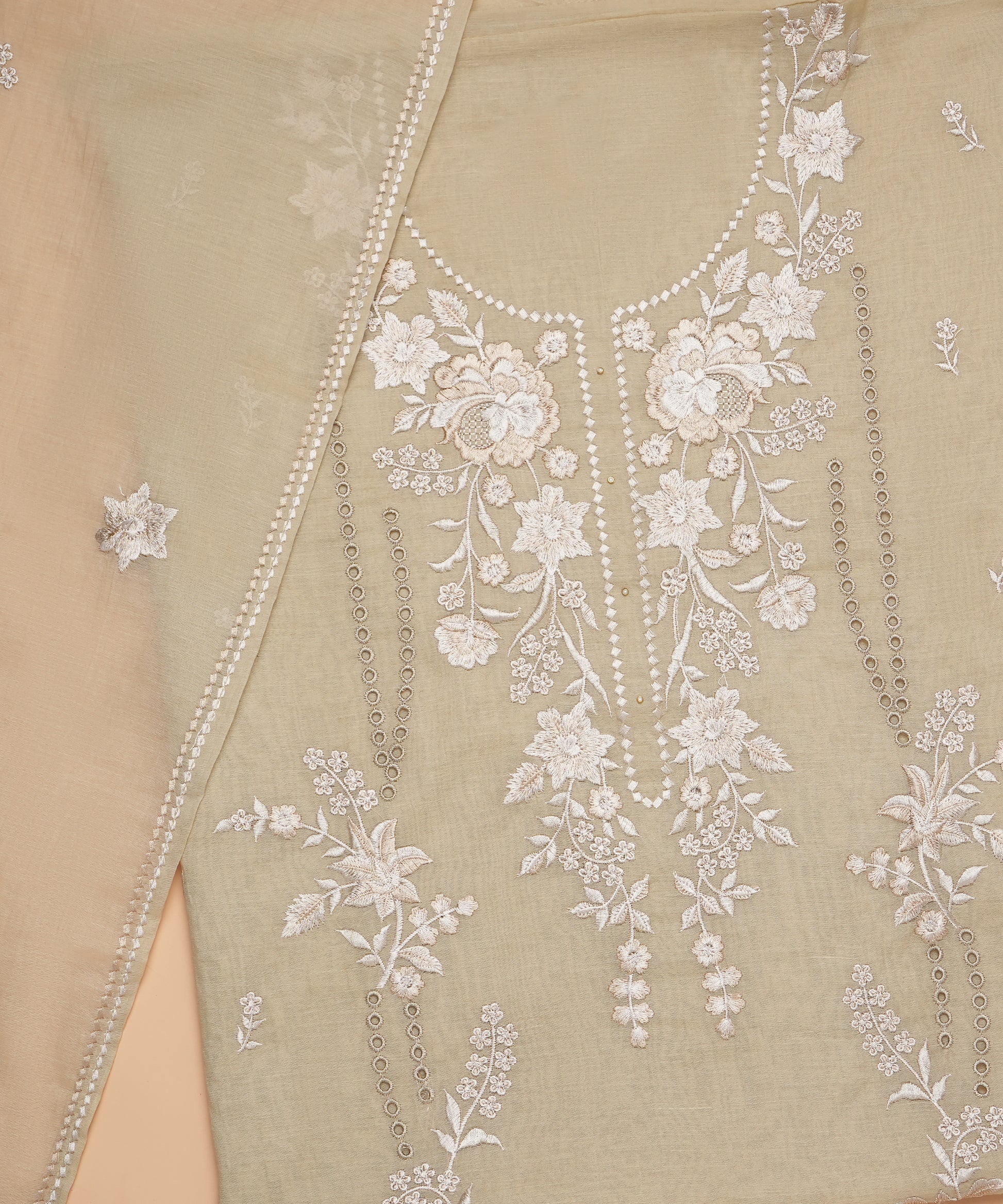 AVARAYA UNSTITCHED DRESS MATERIAL