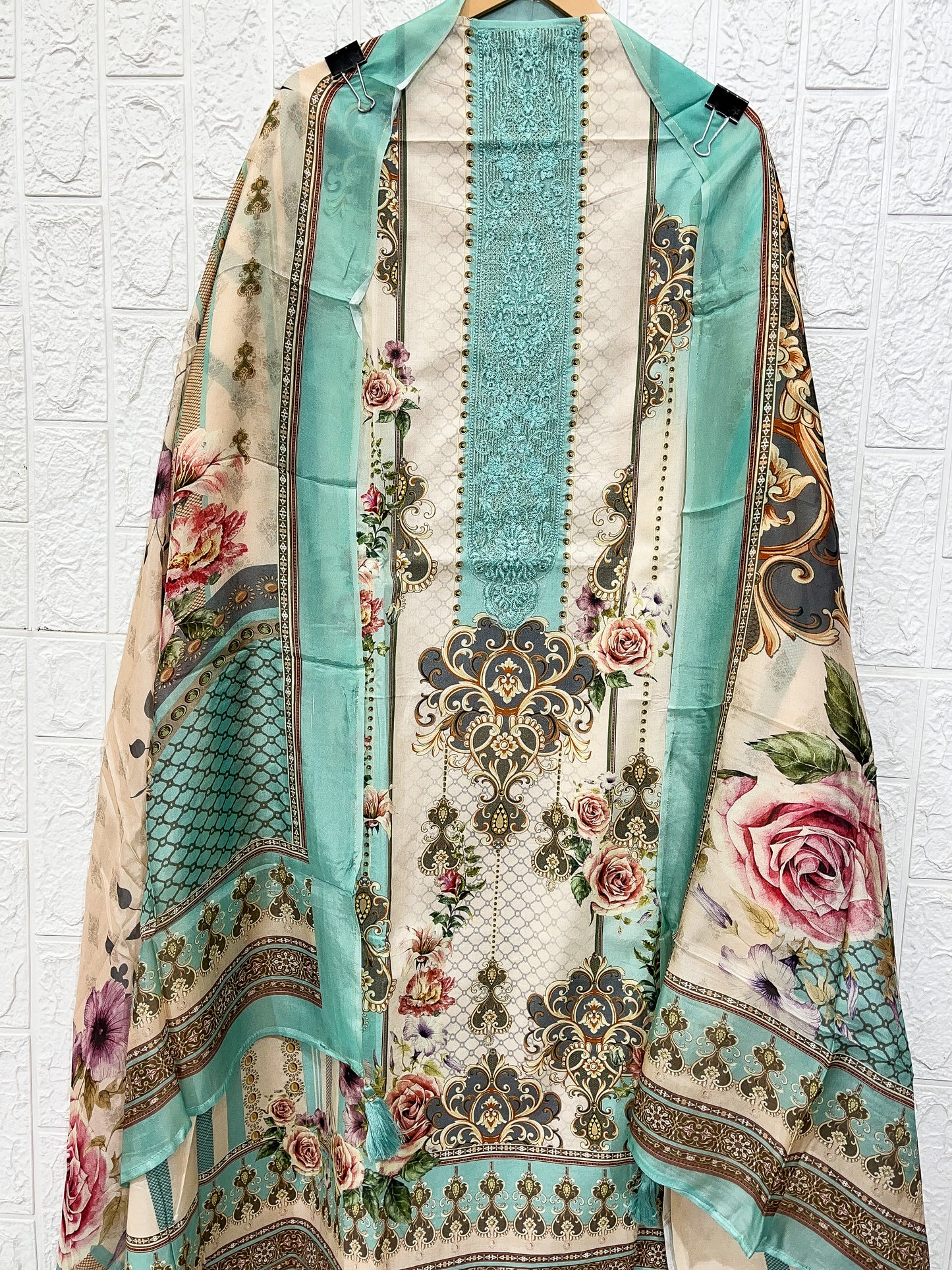 PAKISTANI PRINT LAWN COTTON SUIT