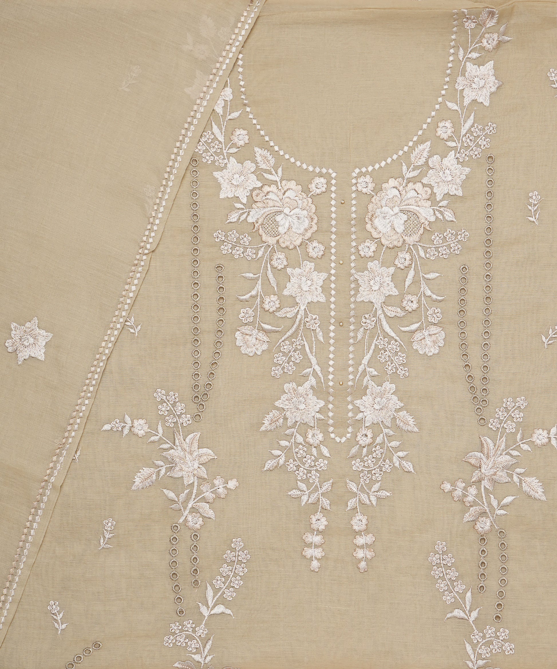 AVARAYA UNSTITCHED DRESS MATERIAL