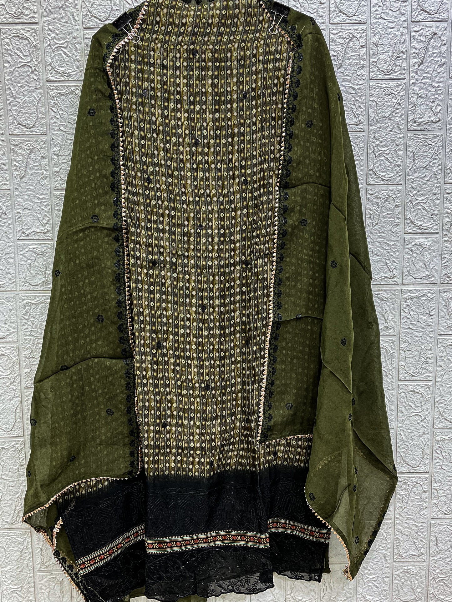 DIGITAL PRINT ORGANZA SUIT