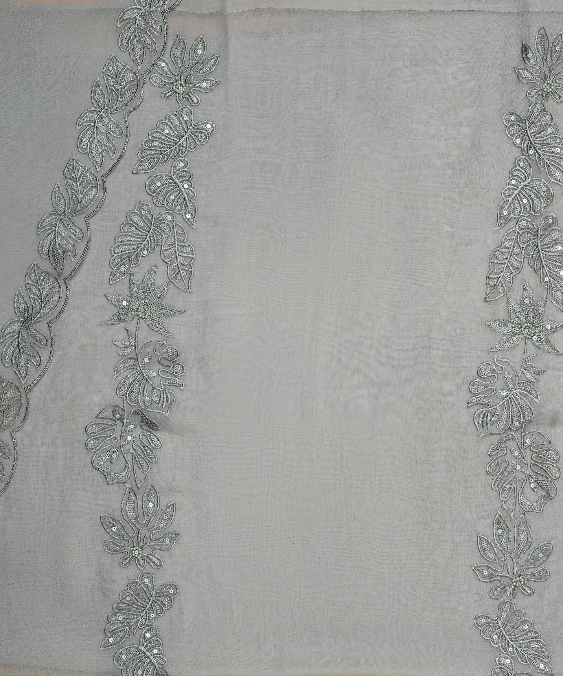 AVARAYA UNSTITCHED DRESS MATERIAL