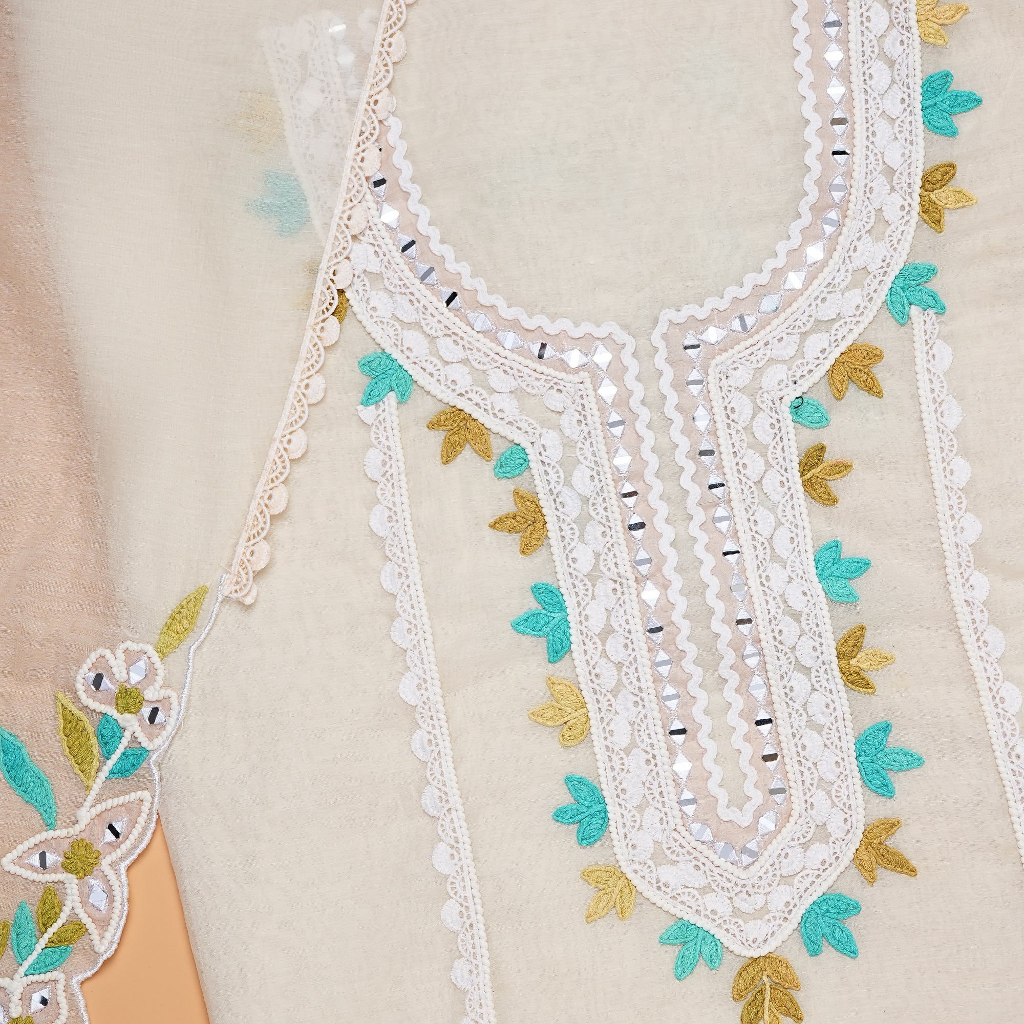 AVARAYA UNSTITCHED DRESS MATERIAL